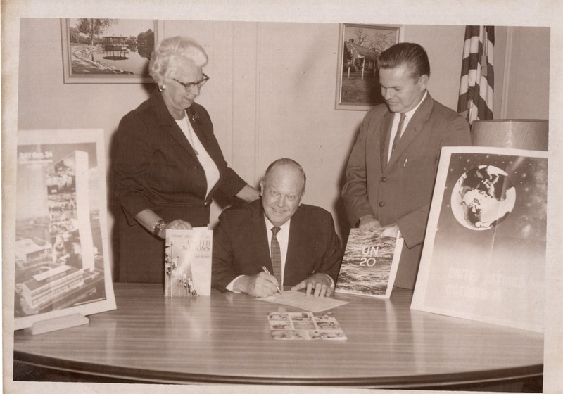 1 black and white photograph Mayor William J Patterson signing proclomation for UN Day Oct 24 1966.jpg