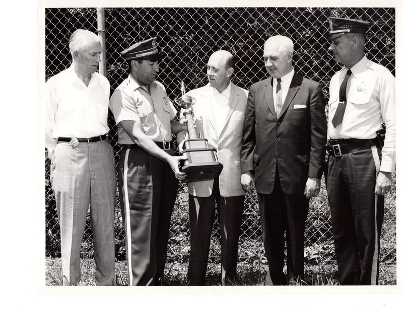 1 black and white photograph 8 x 10 Bergenfield Police officers presenting award June 16 1962.jpg