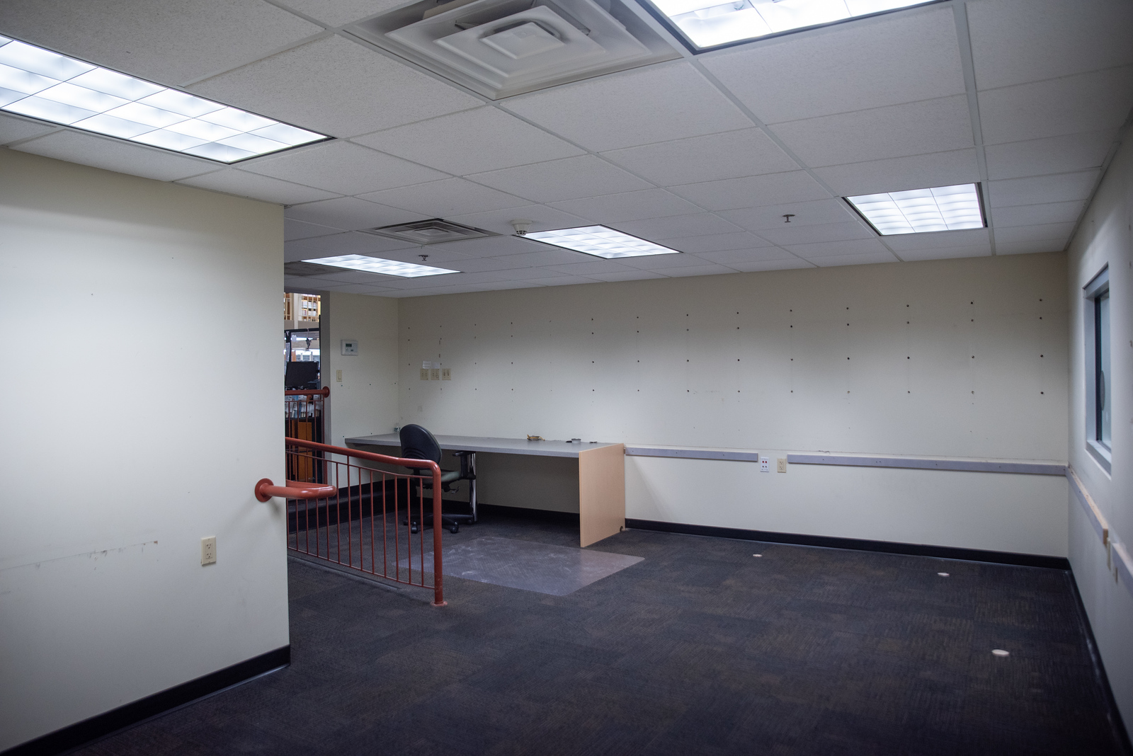 Image of empty Circulation office